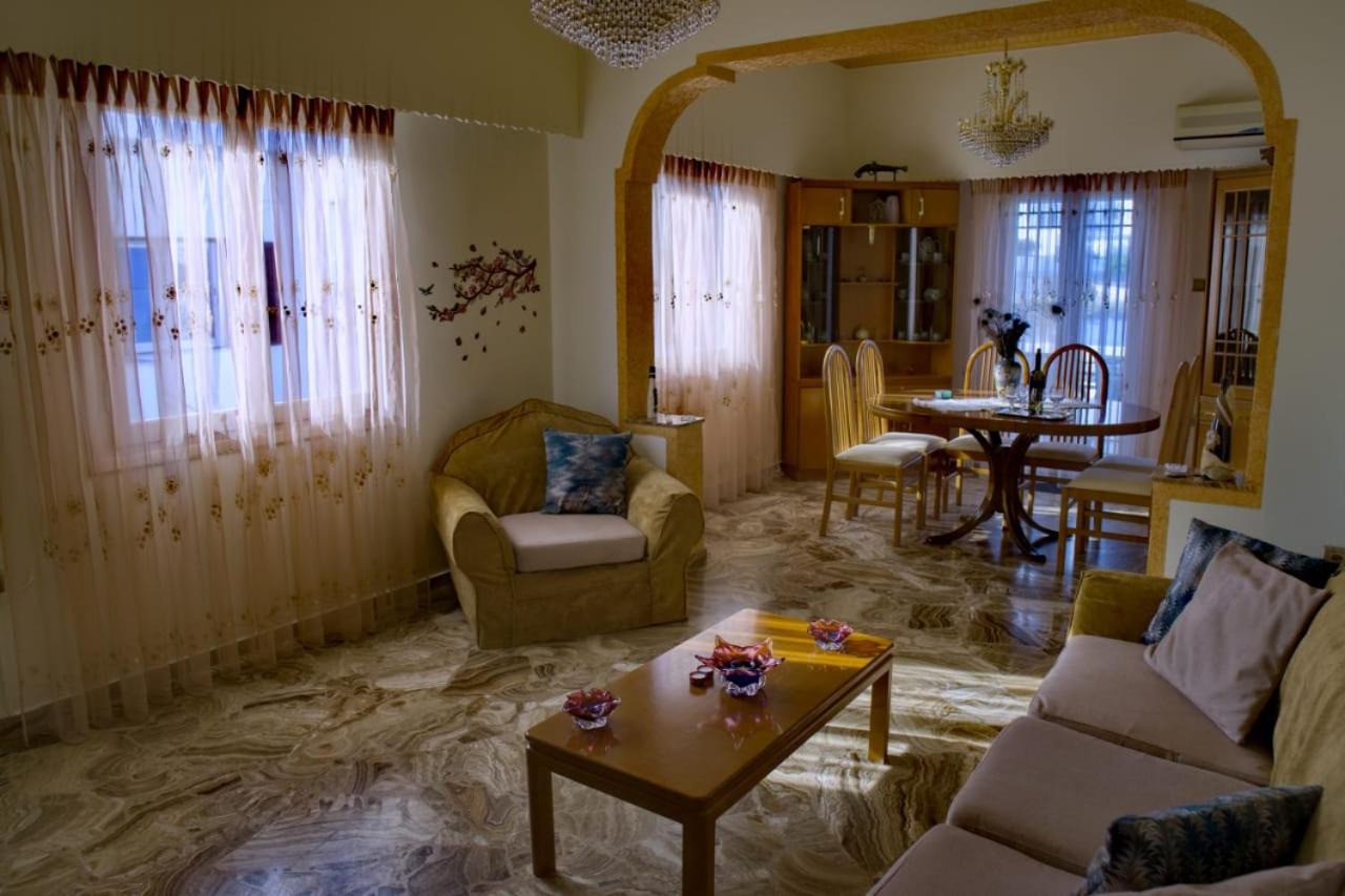 Afroditi'S House Βίλα Τριοβάσαλος Εξωτερικό φωτογραφία